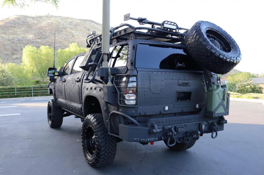  Toyota Tundra CrewMax 4x4 Zombie Apocalypse 2013 года  (фото 74 из 461)